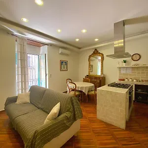 Apartamento Trinita Degli Spagnoli House