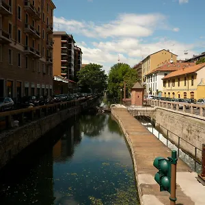 https://casa-david.it-lombardy.com